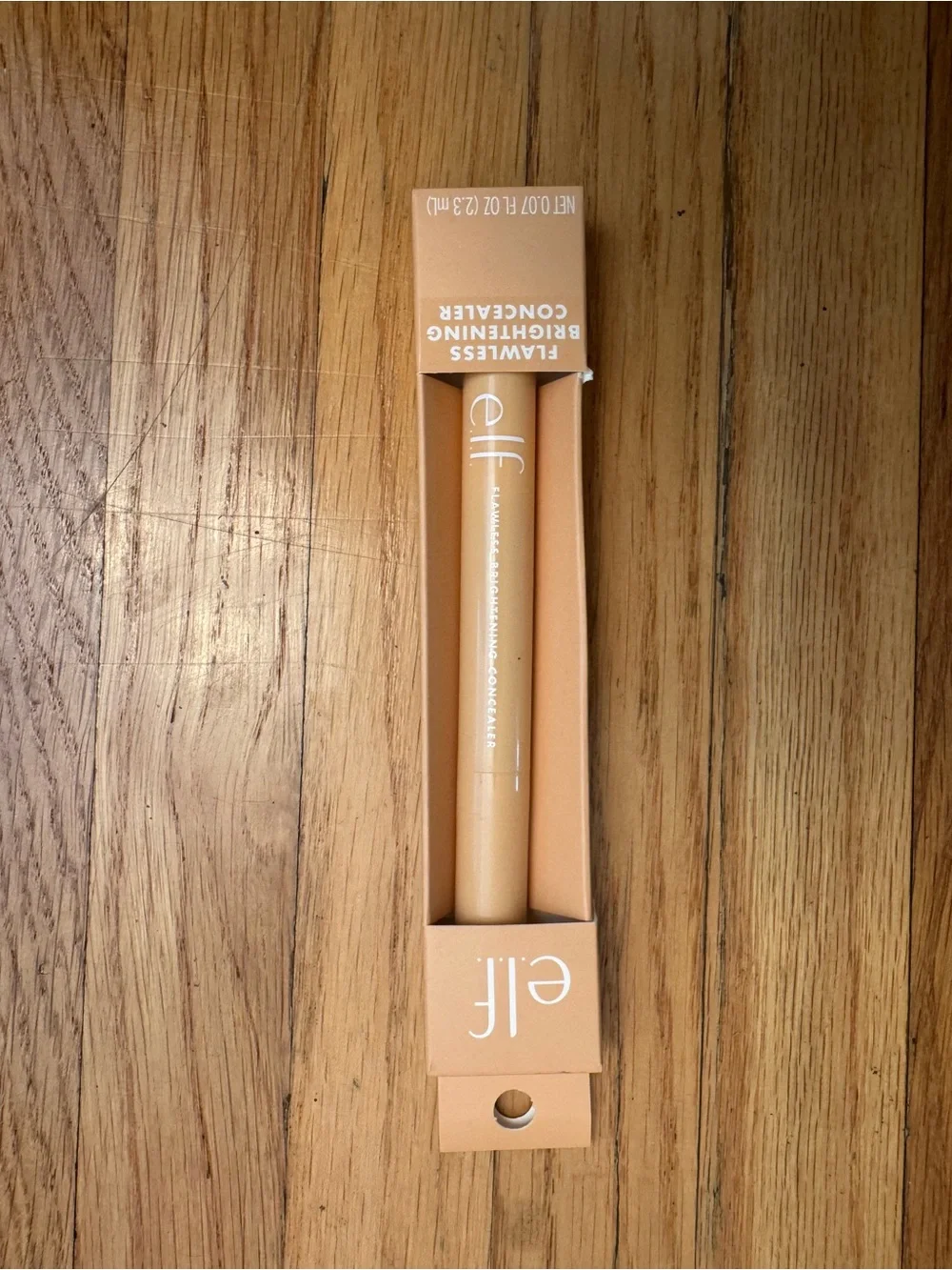 Flawless Brightening Concealer - Medium 36 W